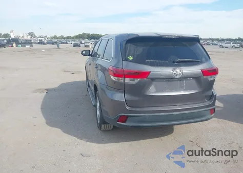 2019 Toyota Highlander Le z USA, uszkodzony, nr VIN 5TDZZRFH0KS290576